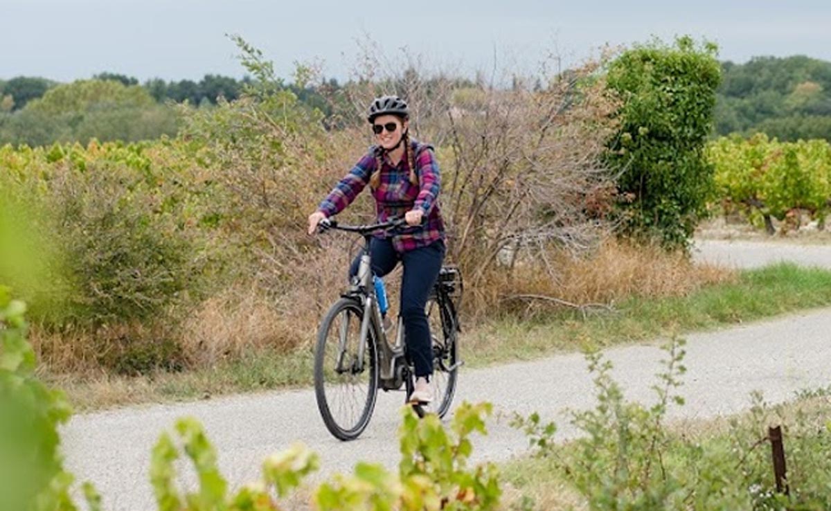 Luggage-Free Cycling is one of the benefits of a Cycling For Softies holiday.