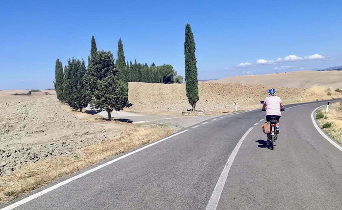 The Val d'Orcia tour is one of the best cycle routes in Tuscany.
