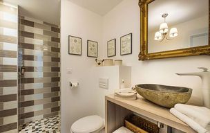 Guest House Cyclades bathroom