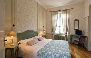 Hotel Biencourt bedroom